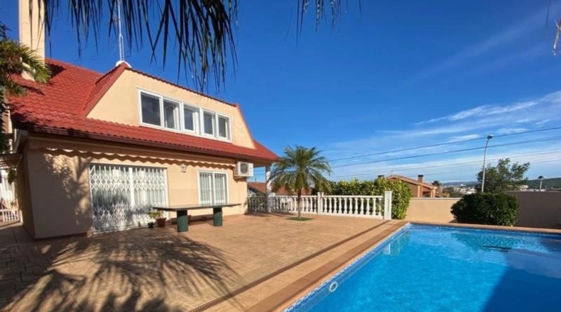 Tarragona - el Vendrell - 651m2