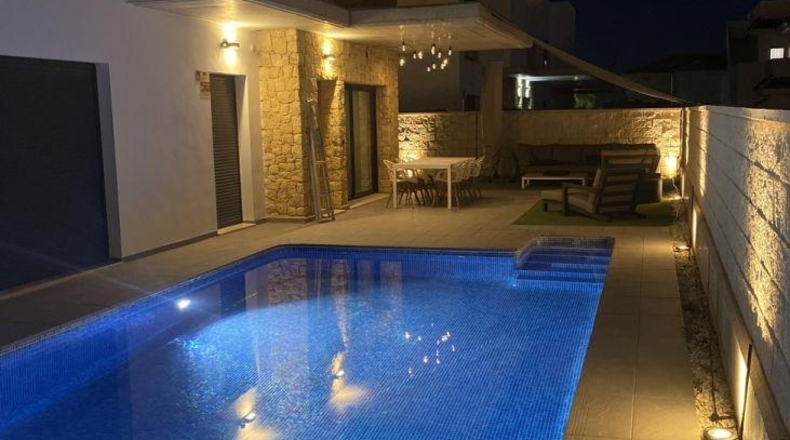 Alicante - Almoradí - 303m2