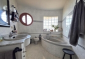 Chalet independiente con terreno en venta en la España, Borriol, ref: TR339292 foto