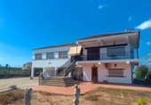 Chalet independiente con terreno en venta en la España, Corbera, ref: TR373825 foto