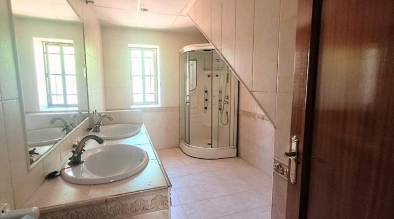 Córdoba - Кордова - 750m2