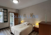 Отдельно стоящий дом с участком на продажу в городе Sant Feliu de Llobregat Фото