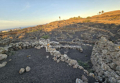 Chalet independiente con terreno en venta en la España, Teguise, ref: TR221680 foto