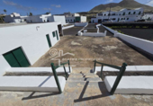 Chalet independiente con terreno en venta en la España, Teguise, ref: TR221680 foto