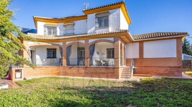 Sevilla - Valencina de la Concepción - 616m2