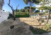 Chalet independiente con terreno en venta en la España, Chiclana de la Frontera, ref: TR405655 foto