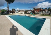 Chalet independiente con terreno en venta en la España, Chiclana de la Frontera, ref: TR405655 foto