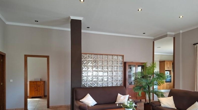 Valencia - Oliva - 1350m2