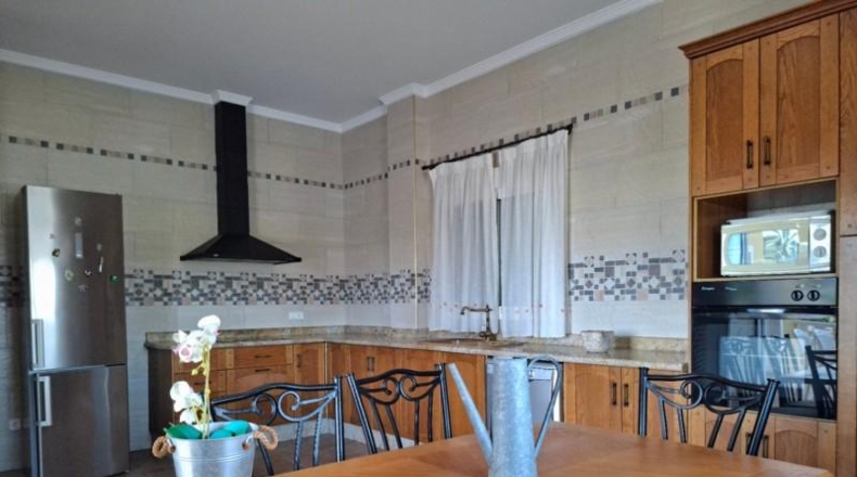 Valencia - Oliva - 1350m2