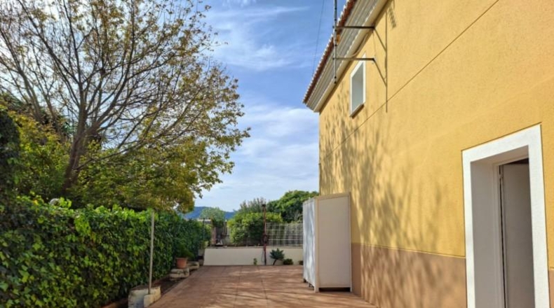 Valencia - Oliva - 1350m2