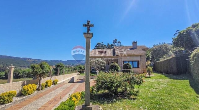 Pontevedra - Medialdea - 2030m2