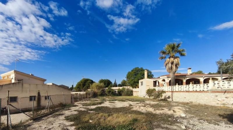 Alicante - Busot - 2800m2