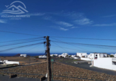 Chalet independiente con terreno en venta en la España, Tinajo, ref: TR242478 foto