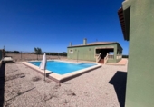 Chalet independiente con terreno en venta en la España, Daya Nueva, ref: TR410869 foto