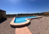 Chalet independiente con terreno en venta en la España, Daya Nueva, ref: TR410869 foto