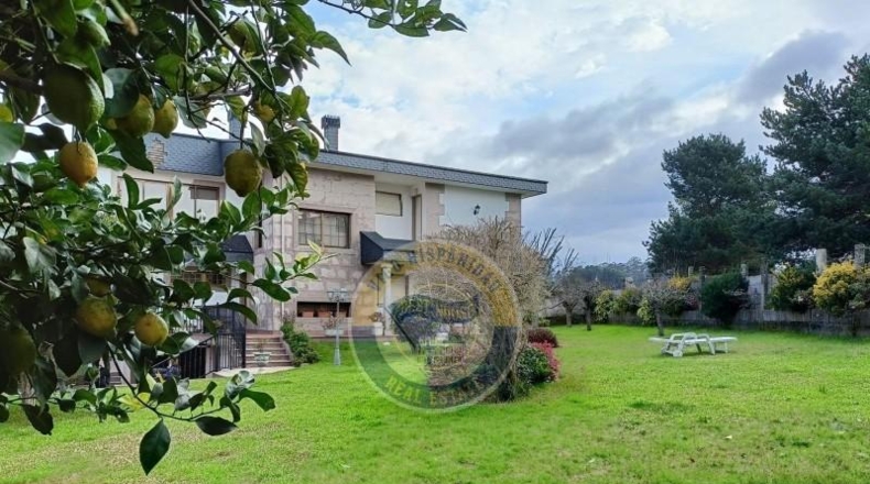 Pontevedra - Vigo - 835m2