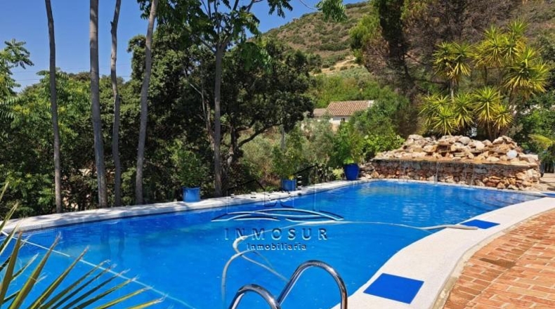 Córdoba - Iznájar - 1545m2