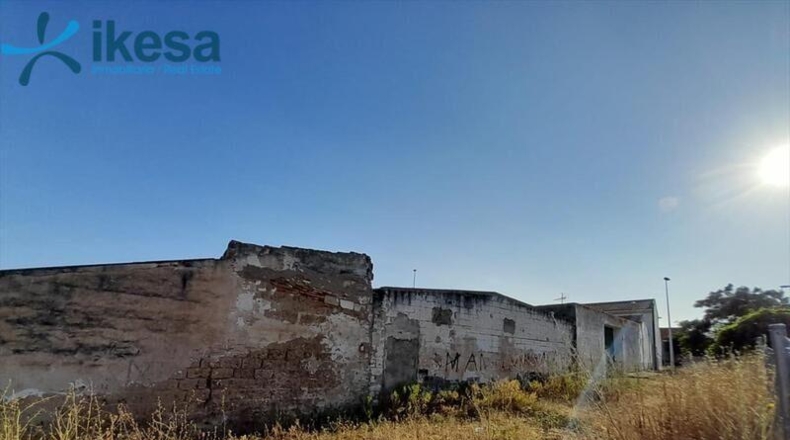 Badajoz - Mérida - 6071m2