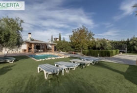 Atarfe 2558&nbsp;m² 