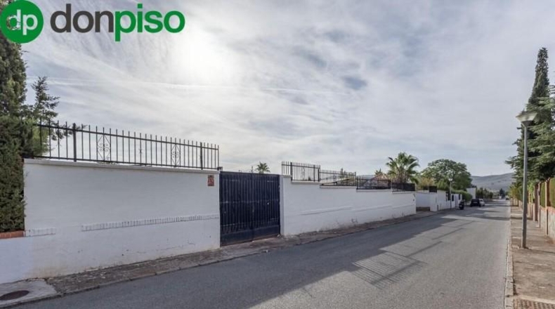 Granada - Atarfe - 2558m2
