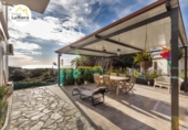 Chalet independiente con terreno en venta en la España, Arenys de Munt, ref: TR379085 foto