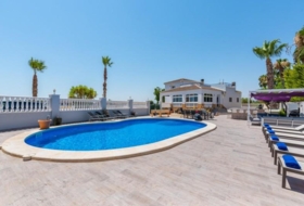Catral 540&nbsp;m² 