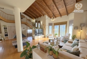 Vallirana 1960&nbsp;m²