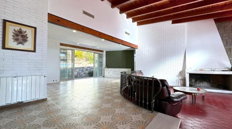 Barcelona - Pallejà - 1558m2