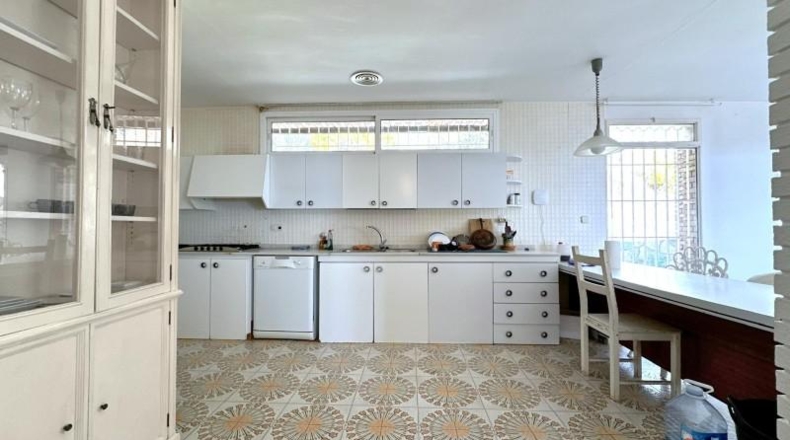 Barcelona - Pallejà - 1558m2