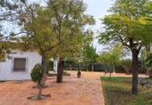 Chalet independiente con terreno en venta en la España, Lucena, ref: TR194554 foto