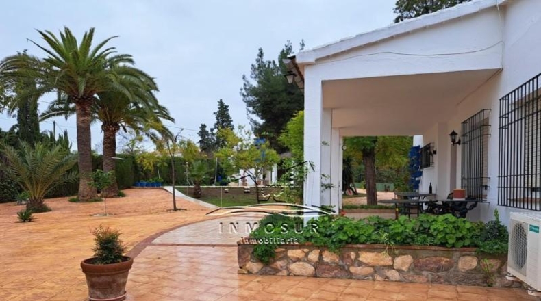 Córdoba - Lucena - 2700m2