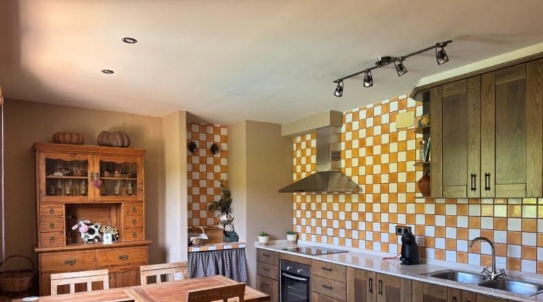 Gerona - Llançà - 1058m2