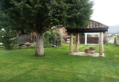 Chalet independiente con terreno en venta en la España, Ponferrada, ref: TR136487 foto