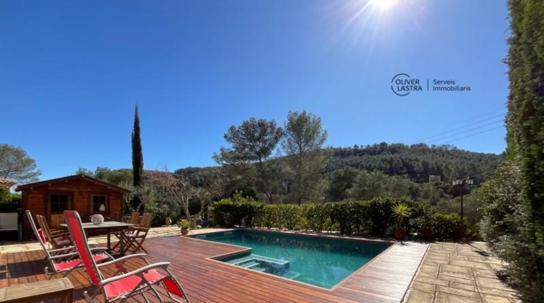 Barcelona - Corbera de Llobregat - 719m2