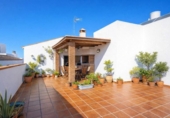Casa de pueblo en venta en la España, Estepona, ref: TR402754 foto
