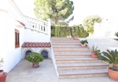 Chalet independiente con terreno en venta en la España, Chiva, ref: TR134393 foto