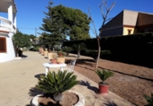 Chalet independiente con terreno en venta en la España, Chiva, ref: TR134393 foto