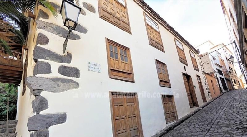 Santa Cruz de Tenerife - Icod de los Vinos - 554m2