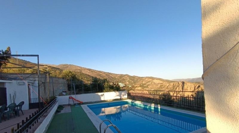Гранада - Lanjarón - 22122m2