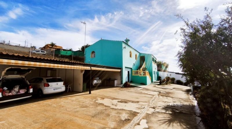 Las Palmas - San Bartolomé de Tirajana - 2500m2