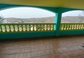 Отдельно стоящий дом с участком на продажу в городе San Bartolomé de Tirajana Фото