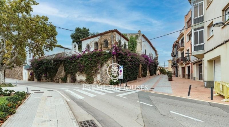 Tarragona - Vinyols i els Arcs - 1052m2