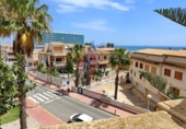 Chalet independiente con terreno en venta en la España, Guardamar del Segura, ref: TR164580 foto