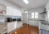 Chalet independiente con terreno en venta en la España, Almuñécar, ref: TR374694 foto
