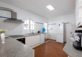 Chalet independiente con terreno en venta en la España, Almuñécar, ref: TR366010 foto
