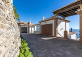 Chalet independiente con terreno en venta en la España, Almuñécar, ref: TR366010 foto