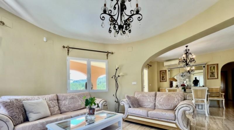 Аликанте - Pedreguer - 1200m2