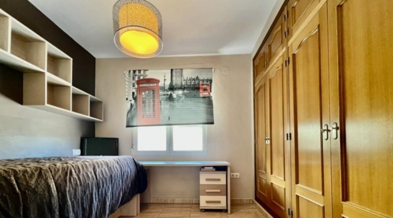 Аликанте - Pedreguer - 1200m2