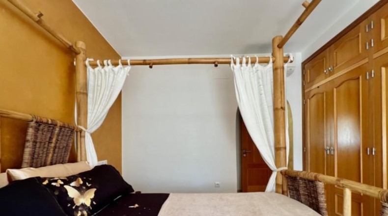 Аликанте - Pedreguer - 1200m2