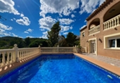 Chalet independiente con terreno en venta en la España, Pedreguer, ref: TR409131 foto